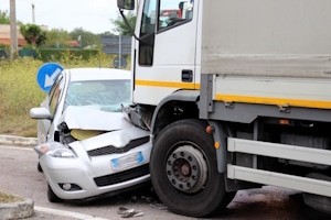 Unfall mit dem Kfz: Die Mallorca-Police sichert Sie gegen hohe Kosten ab.